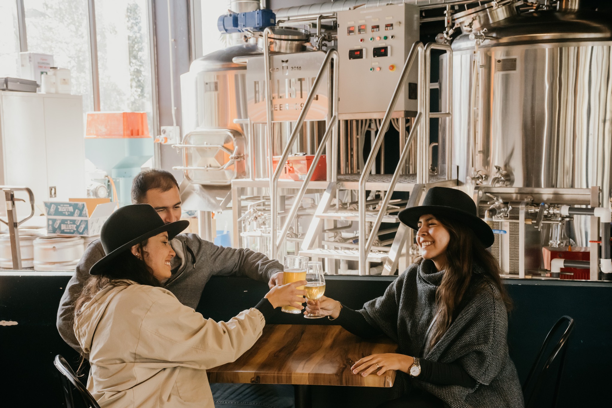 Cómo comparar y evaluar empresas de equipos de elaboración de cerveza